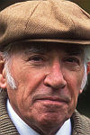 Frank Finlay