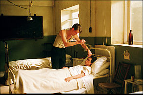 Dominion: Prequel to the Exorcist (dvd)