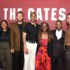 Gary Glushon, Daysha Broadway, John Burr, Keith Powers, Kamala Avila-Salmon, Algee Smith en Mason Gooding op de 'Special Screening' van The Gates in Westwood iPic Theaters op 24 februari 2026 in Los Angels Californië.