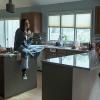 Your Friends and Neighbors - Lena Hall en Jon Hamm.