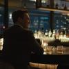 Your Friends and Neighbors - Jon Hamm en Kitty Hawthorne.